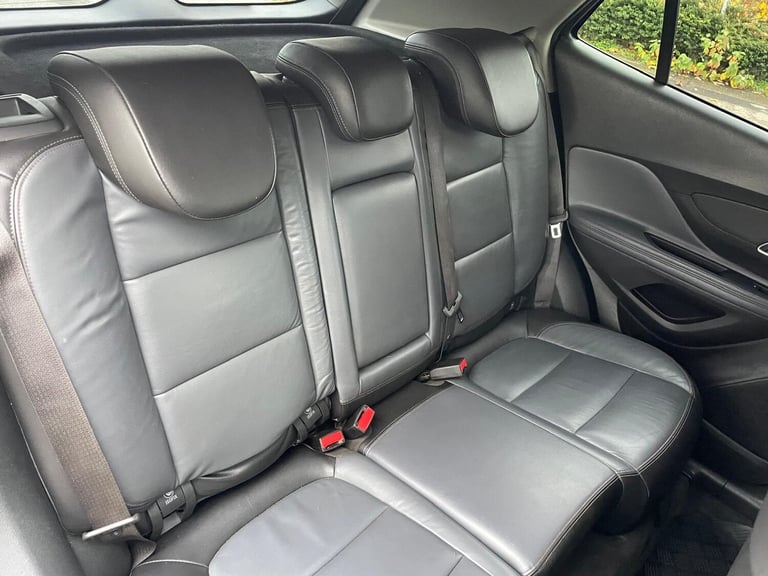 2015 Vauxhall Mokka 1.6i SE 5dr HATCHBACK Petrol Manual