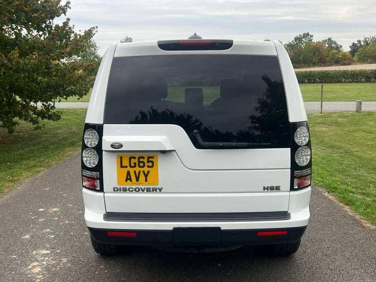 LAND ROVER DISCOVERY 4 3.0 SD V6 HSE 2015