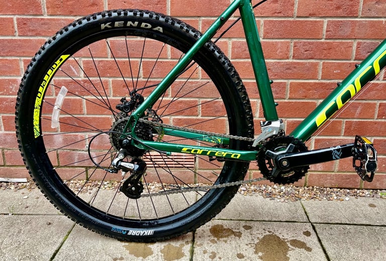 Men’s Carrera vengeance 27.5 mountain bike £120 if gone today 