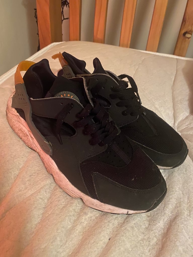 image for Nike Air Huarache 