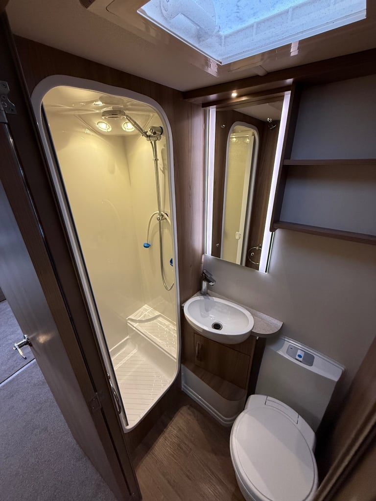 Swift charisma 565 6 berth 2016 top of the range spec