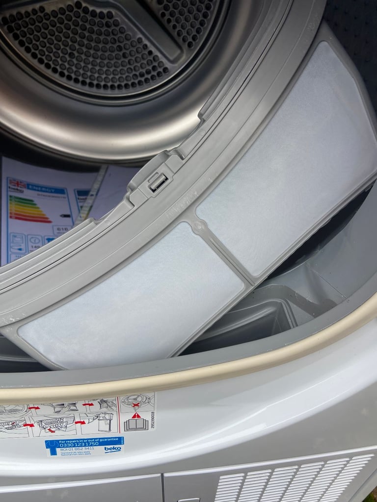 BEKO Condenser tumble dryer 9kg drum. Like a new. I'm happy to deliver in Bristol for free.