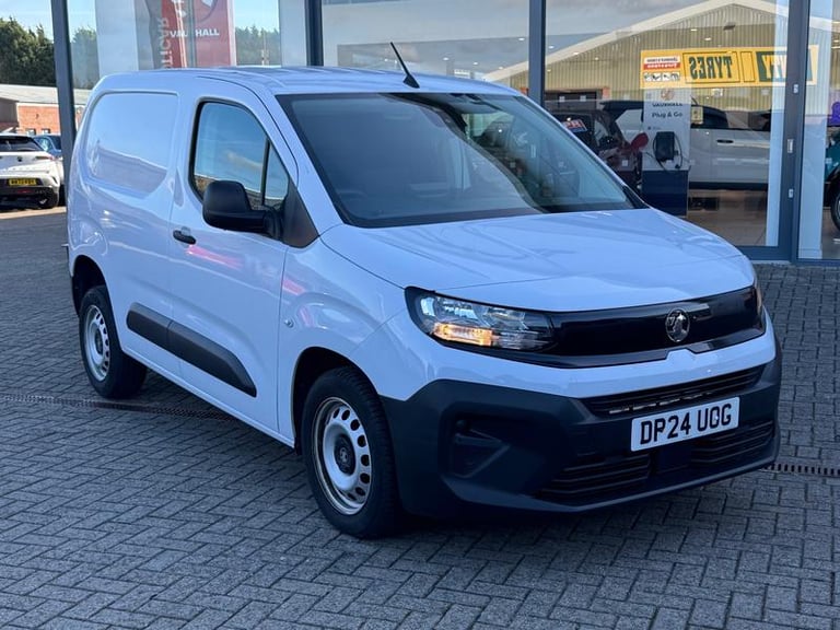 image for 2024 Vauxhall Combo 1.5 Turbo D 100ps Prime H1 Van PANEL VAN DIESEL Manual