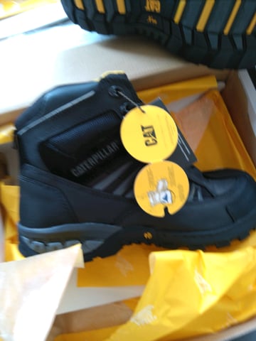 Caterpillar Kaufman safety boots size 10 in box unworn 65 in