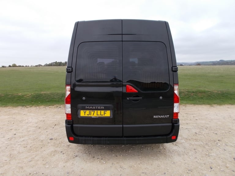 2017 RENAULT MASTER MM33 6 DOOR WHEELCHAIR ACCESSIBLE DISABLED MOBILITY MINIBUS
