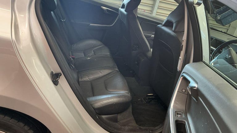 2012 Volvo S60 2.0 D3 SE Lux Euro 5 (s/s) 4dr SALOON Diesel Manual