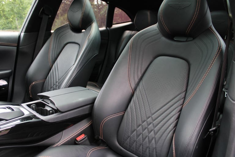 2021 Aston Martin DBX V8 550 5dr Touchtronic HATCHBACK PETROL Automatic