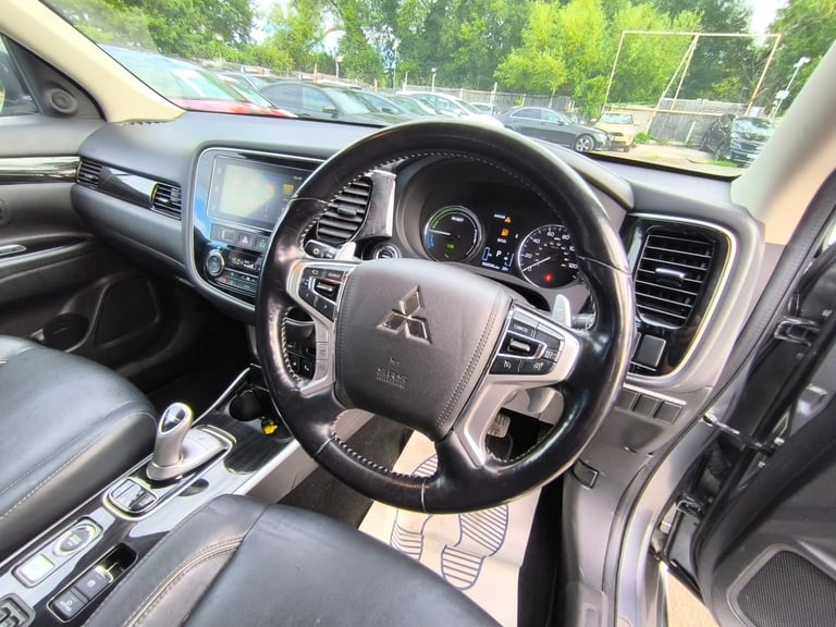 2018 Mitsubishi Outlander 2.0 Plug-in Hybrid PCO Ready 12kWh 4h SUV 5dr 4WD 2 Keys Euro 6 ULEZ Fr...