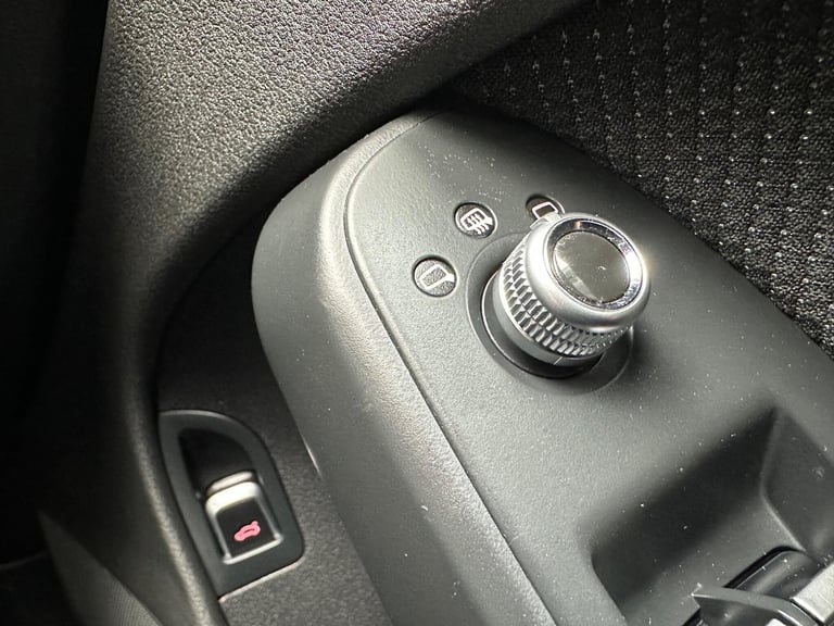 2015 Audi A4 1.8 TFSI S line Euro 6 (s/s) 4dr (Nav) SALOON Petrol Manual