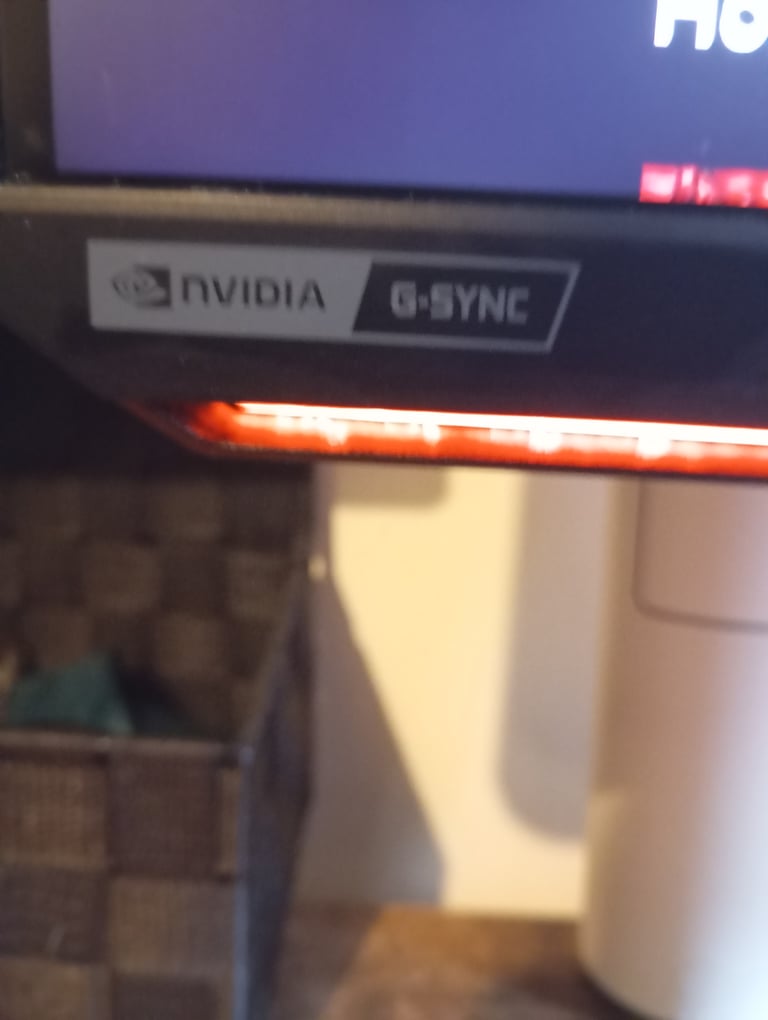 SAMSUNG Odyssey G7 28''