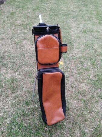 Leather/ leatherette golf bad with built in stand