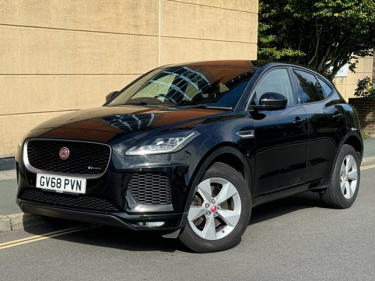 image for 2018 Jaguar E-Pace 2.0 P200 R-Dynamic S SUV 5dr Petrol Auto AWD Euro 6 (s/s) (200 ps) ESTATE Petr...