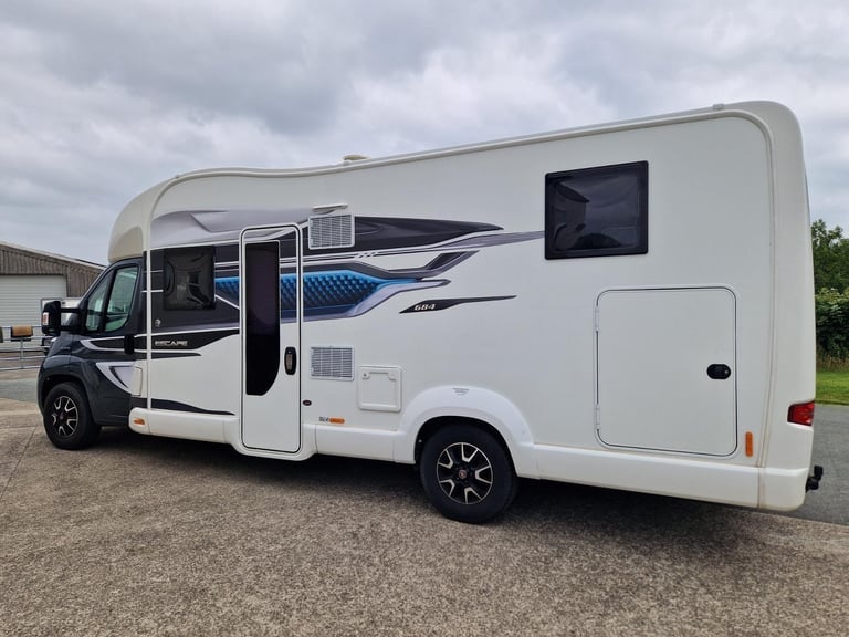 2022 SWIFT ESCAPE 684  4-BERTH - 4-BELT - 1 OWNER - EXCELLENT