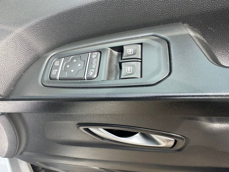 2023 Renault Trafic 2.0 dCi Blue 28 Sport+ Panel Van 5dr Diesel EDC SWB Euro 6 (s/s) (170 ps) PAN...