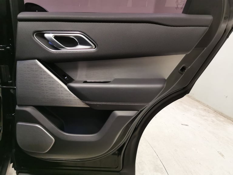 2020 Land Rover Range Rover Velar 2.0 D240 SE SUV 5dr Diesel Auto 4WD Euro 6 (s/s) (240 ps) - REV...