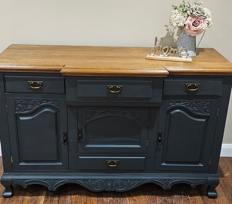 Sideboard