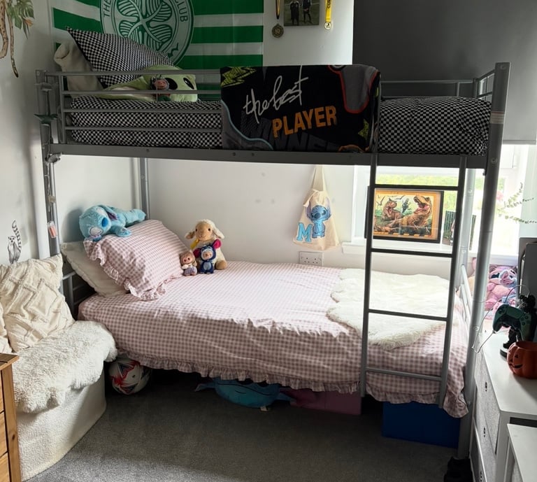 image for Metal bunk beds