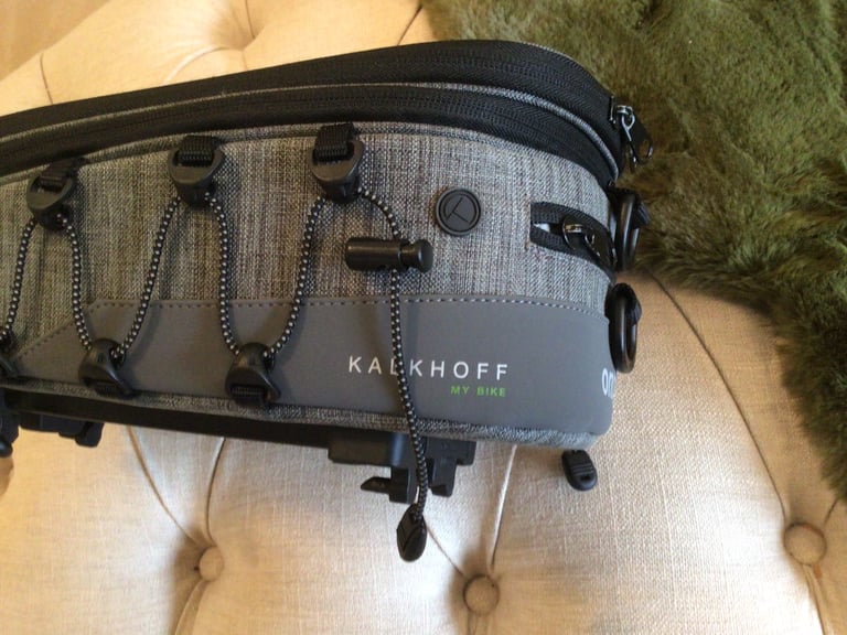 Bike Rear Rack Bag. Kalkhoff Onbag. Top Quality Item. With ‘Racktime’ Quick Fastener. New & Unused.