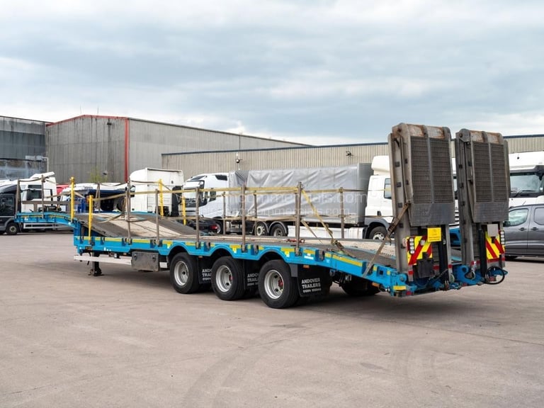 ANDOVER LOW LOADER 3 AXLE FIXED 45,000KG GVW