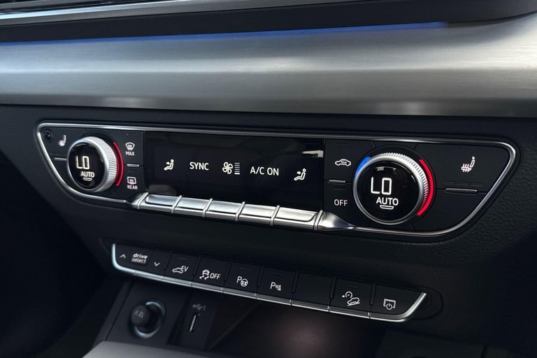  Audi Q5 2.0 TFSIe 50 S line SUV 5dr Petrol Plug-in Hybrid S Tronic quattro Euro 6 ( Petrol/Elect...