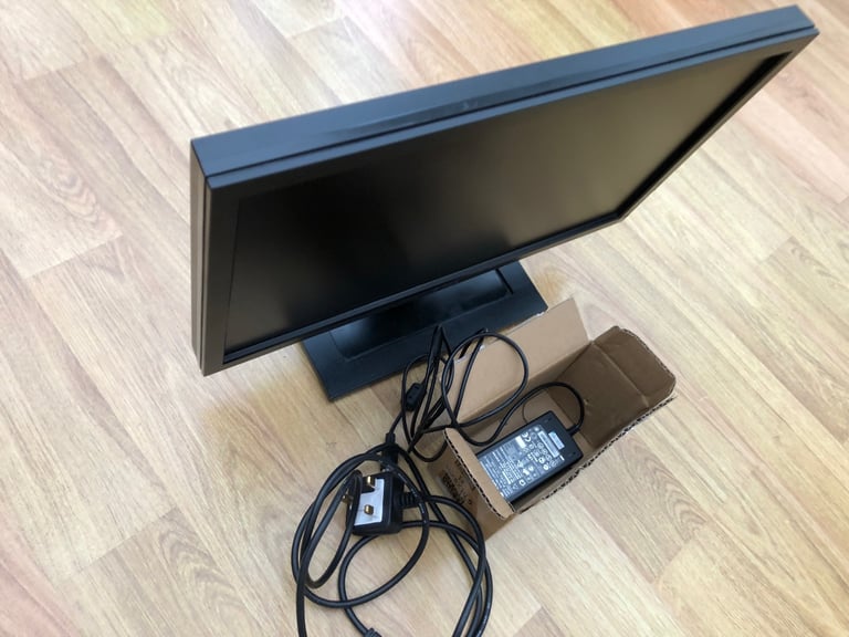 Dell 19 inch PC monitor 