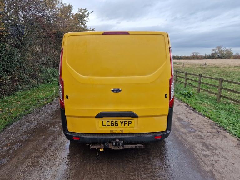 2017 Ford Transit Custom  Yellow  Drives Perfect  10m MOT  Ex AA  ULEZ