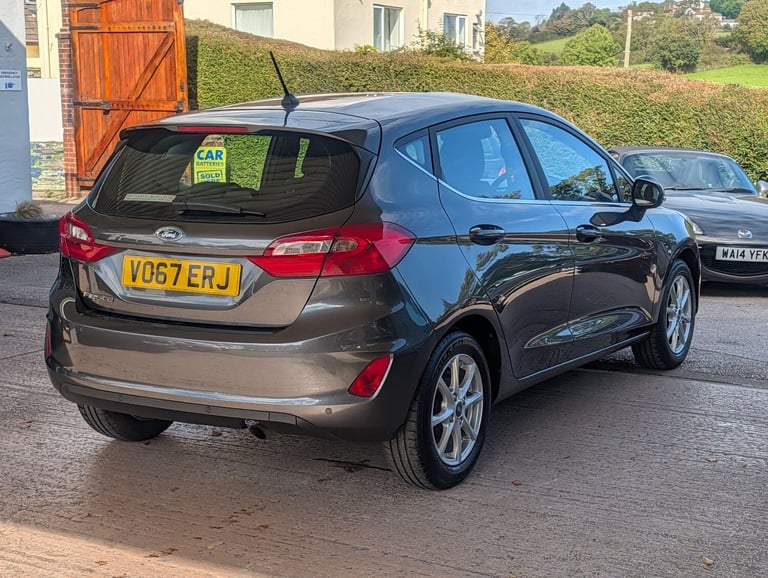 2017 Ford Fiesta 1.1 Ti-VCT Zetec Euro 6 (s/s) 5dr HATCHBACK Petrol Manual