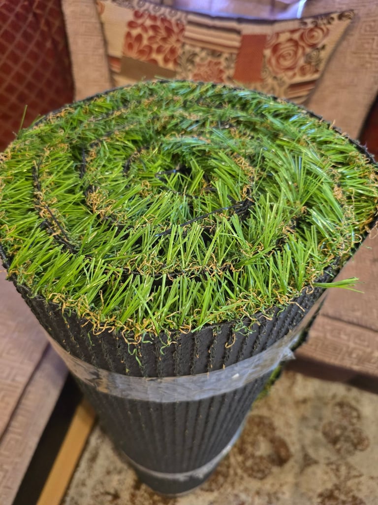 Artificial Grass 6 x 3 Foot