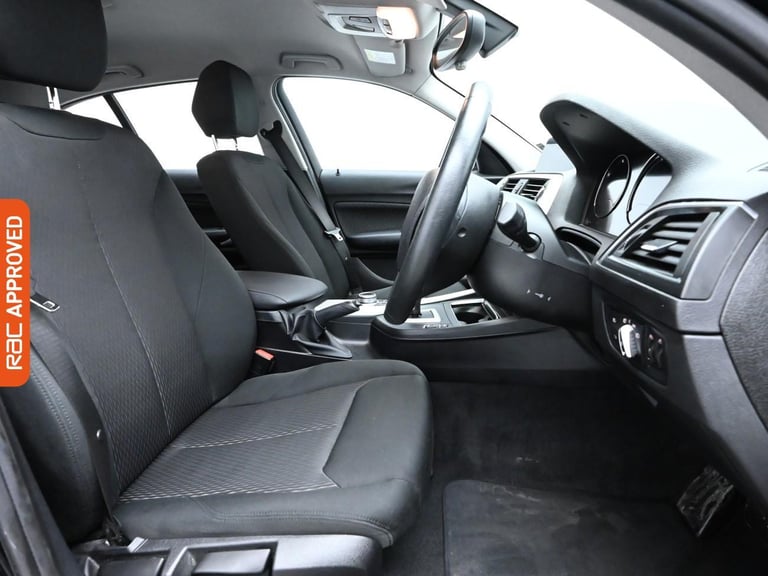 2019 BMW 1 Series 118i [1.5] SE 5dr [Nav/Servotronic] Step Auto HATCHBACK PETROL Automatic
