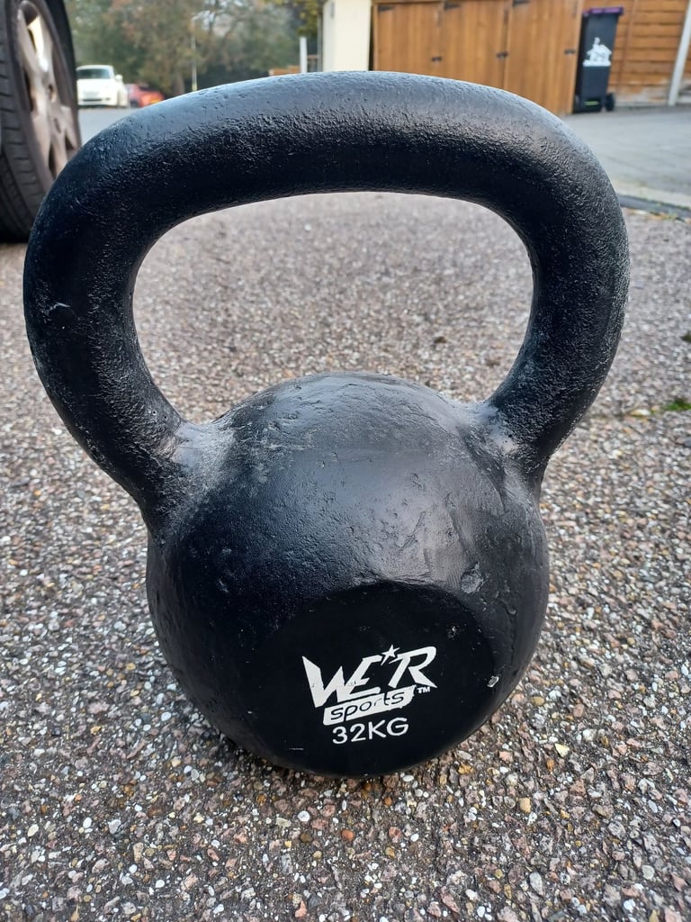 image for 1 x 32KG CAST IRON KETTLEBELL