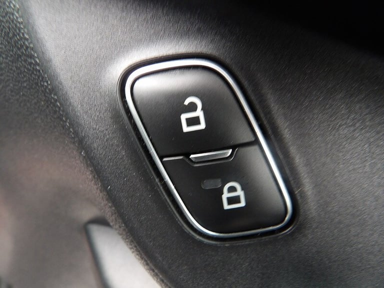 2020 Ford Fiesta 1.5 EcoBoost ST-2 5dr HATCHBACK PETROL Manual