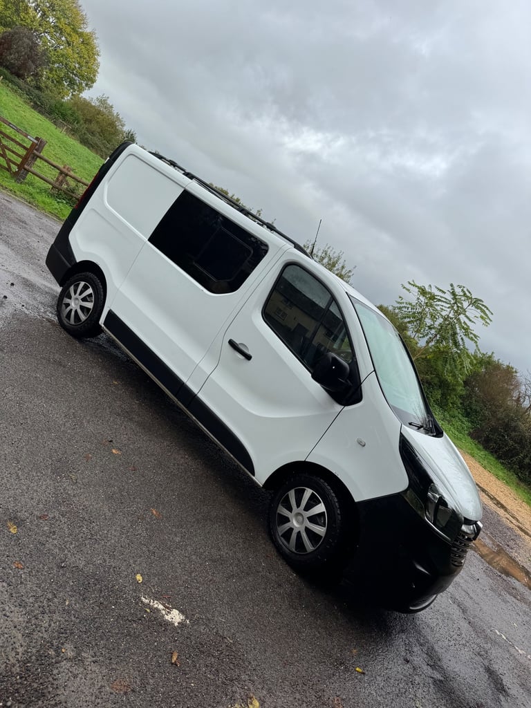 Vauxhall Vivaro Campervan / day van