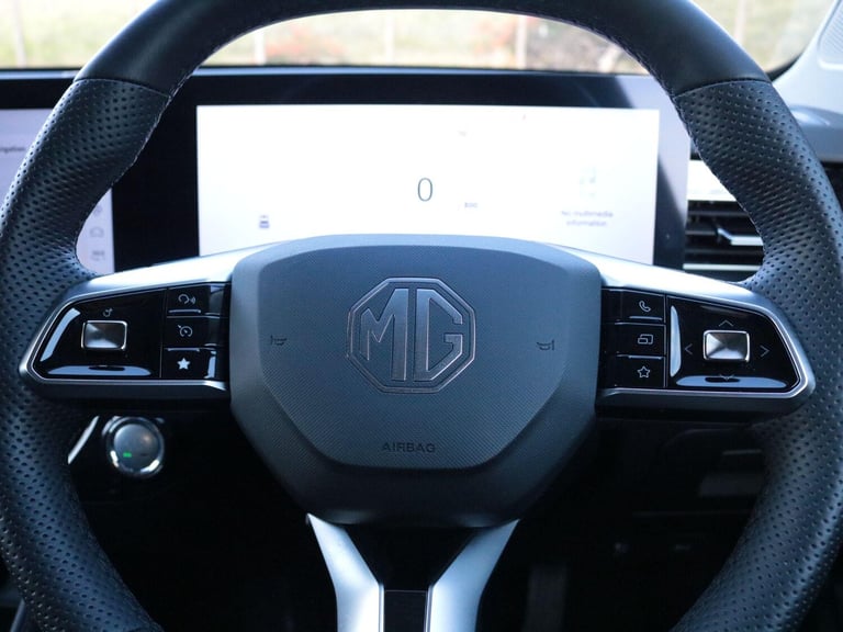 2024 MG MG HS 1.5 T-GDI Trophy SUV 5dr Petrol Manual Euro 6 (s/s) (169 ps) ESTATE Petrol Manual