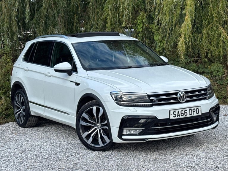 image for 2016 Volkswagen Tiguan 2.0 TDI BlueMotion Tech R-Line DSG 4Motion Euro 6 (s/s) 5dr ESTATE Diesel ...