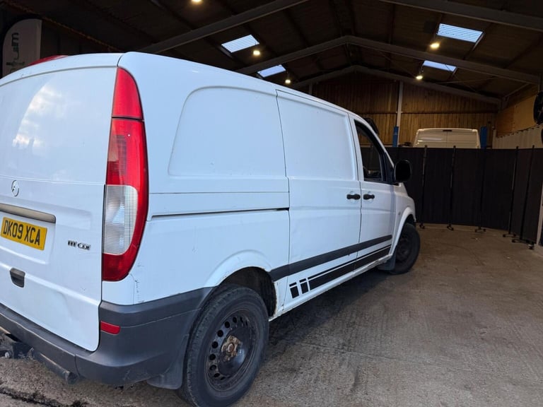 MERCEDES-BENZ VITO 2.1 111CDI Compact Panel Van SWB 5dr 2009