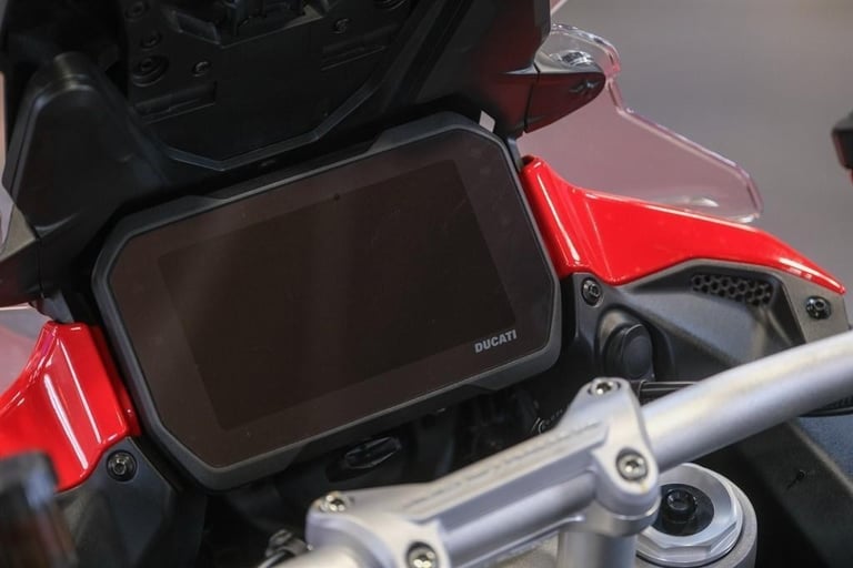 Ducati Multistrada V4 S Sport Includes Panniers