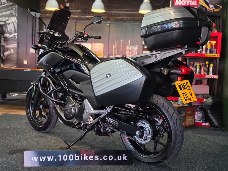 2015 HONDA NC 750 XD-E DCT HONDA LUGGAGE 8,900 MILE'S 