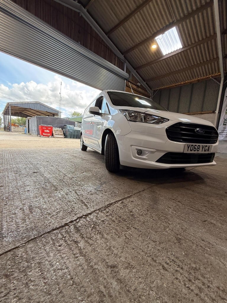 FORD TRANSIT CONNECT 1.5 240 EcoBlue Limited L2 Euro 6 (s/s) 5dr 2019