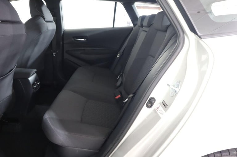 2021 Toyota Corolla 1.8 VVT-h Icon Tech Touring Sports CVT Euro 6 (s/s) 5dr Estate PETROL/ELECTRI...
