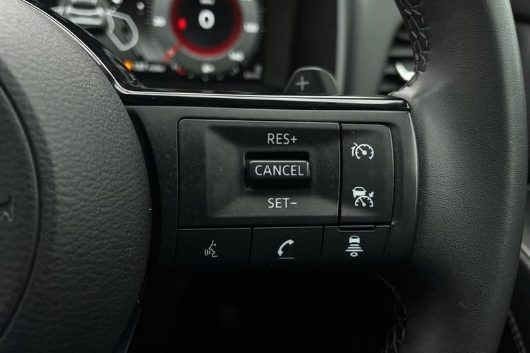 2023 Nissan Qashqai 1.3 DiG-T MH 158 N-Connecta 5dr Xtronic HATCHBACK PETROL Automatic