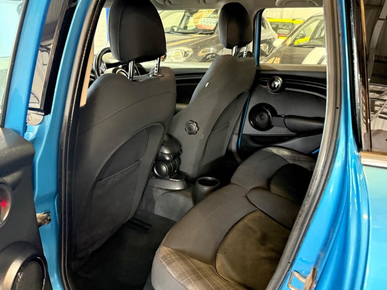  MINI Hatch 1.5 Cooper D Euro 6 (s/s) 5dr Diesel Manual