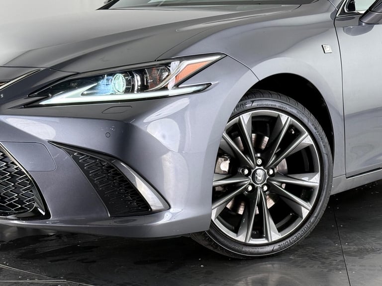 2020 Lexus ES 300h 2.5 F-Sport 4dr CVT SALOON PETROL/ELECTRIC Automatic