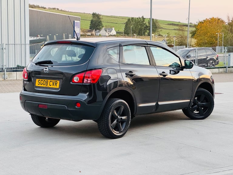 Nissan Qashqai Visia 1.6 | 12 months MOT | LEZ Compliant