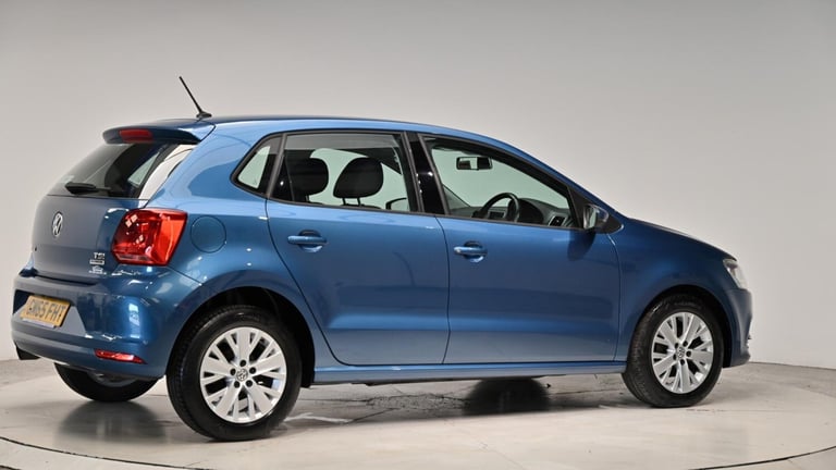 2015 Volkswagen Polo 1.2 TSI BlueMotion Tech SE Euro 6 (s/s) 5dr HATCHBACK Petrol Manual