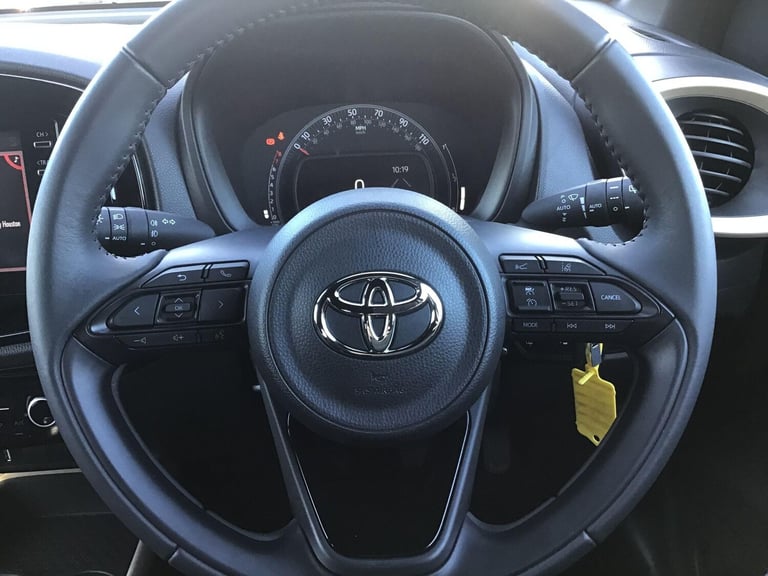 2022 Toyota Aygo X 1.0 VVT-i Edge Hatchback 5dr Petrol Manual Euro 6 (s/s) (72 ps) HATCHBACK Petr...