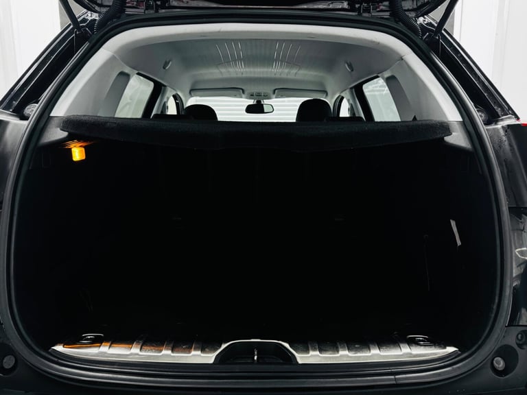 2015 Peugeot 2008 1.6 e-HDi Allure EGC Euro 5 (s/s) 5dr HATCHBACK Diesel Automatic