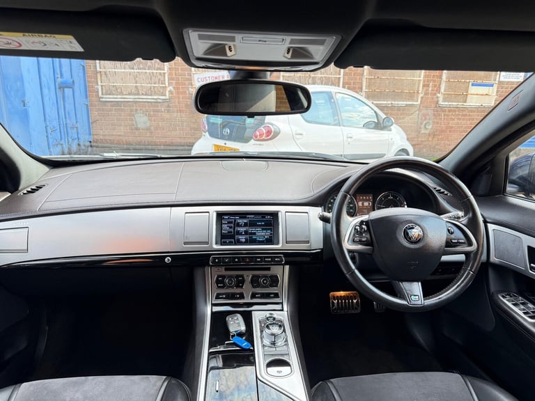 2014 Jaguar XF 2.2d R-Sport Auto Euro 5 (s/s) 4dr SALOON Diesel Automatic