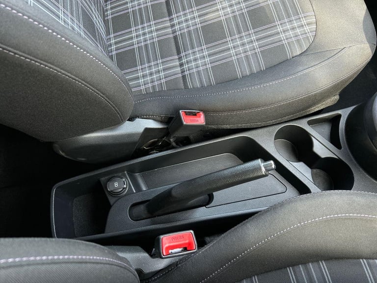 2024 Hyundai i10 1.0 Premium Hatchback 5dr Petrol Auto Euro 6 (s/s) (63 ps) Hatchback PETROL Auto...