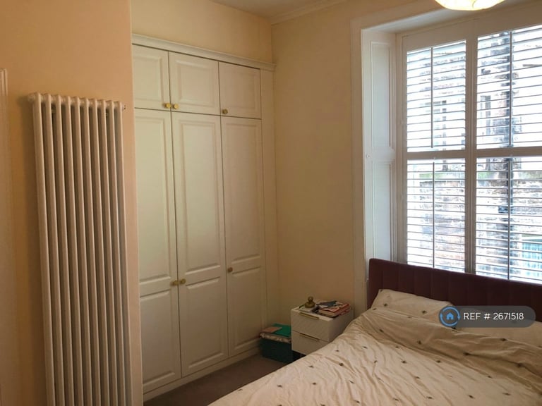 2 bedroom flat in Montgomery Street, Edinburgh, EH7 (2 bed) (#2671518)