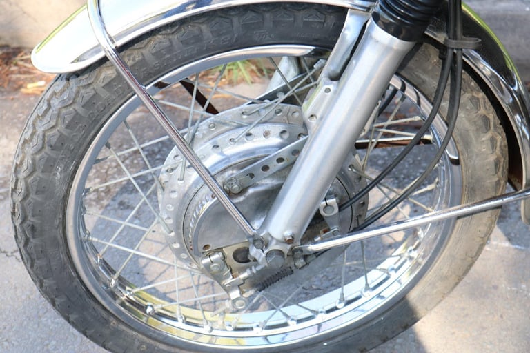 Suzuki GT750 GT 750 J 1972 Ride or Restore Project.